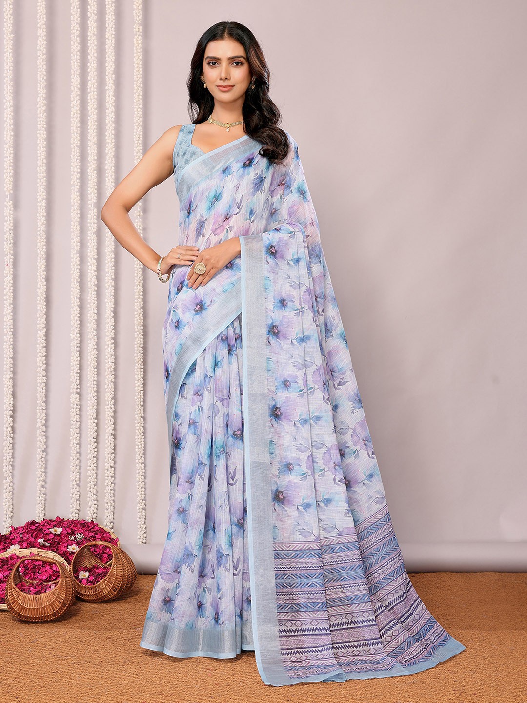 

KALINI Light Blue Linen Blend Floral Printed Daily Wear Saree with Blouse Piece