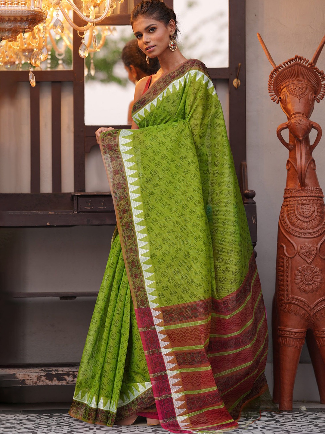 

Unnati Silks Ethnic Motifs Pure Cotton Handloom Mangalagiri Saree, Green