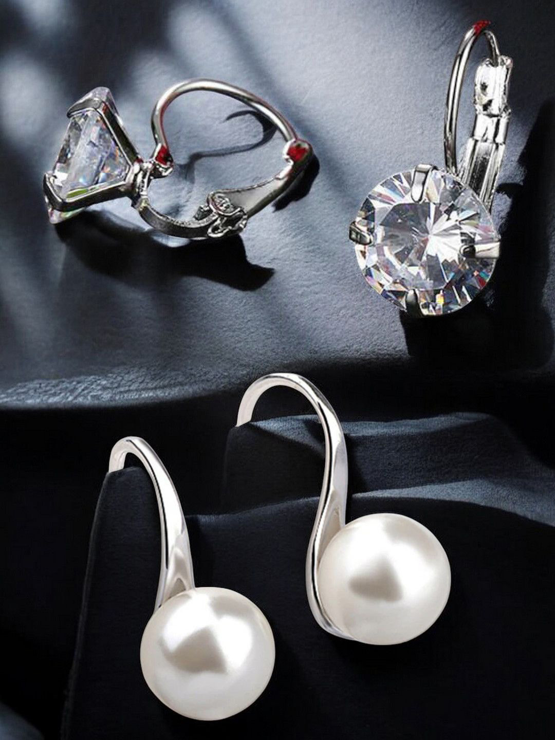 

DressBerry Set of 2 Silver Toned Pearls & Cubic Zirconia Hoop Earrings