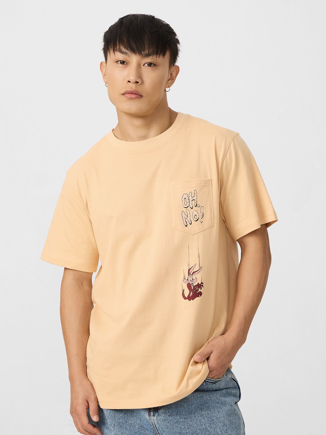

The Souled Store Men Looney Tunes Printed T-shirt, Beige