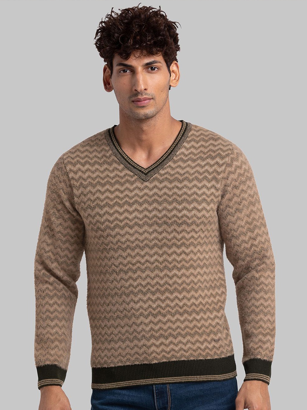 

Parx Men Chevron Striped Pullover, Brown