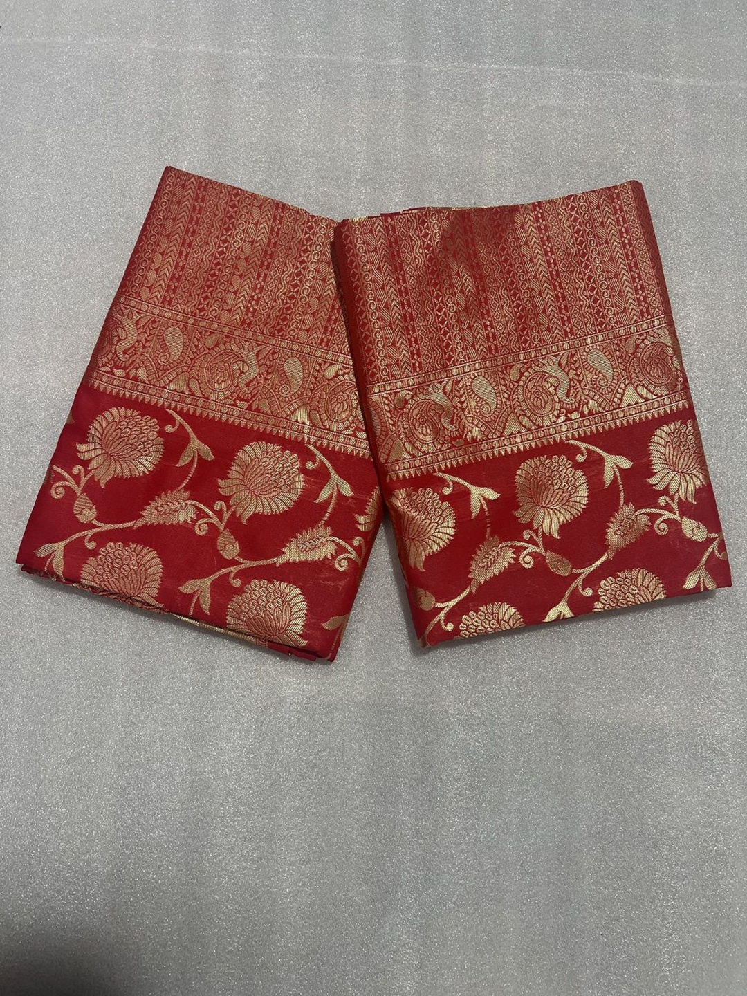 

S.K.C Woven Design Banarasi Saree With Blouse Piece, Red