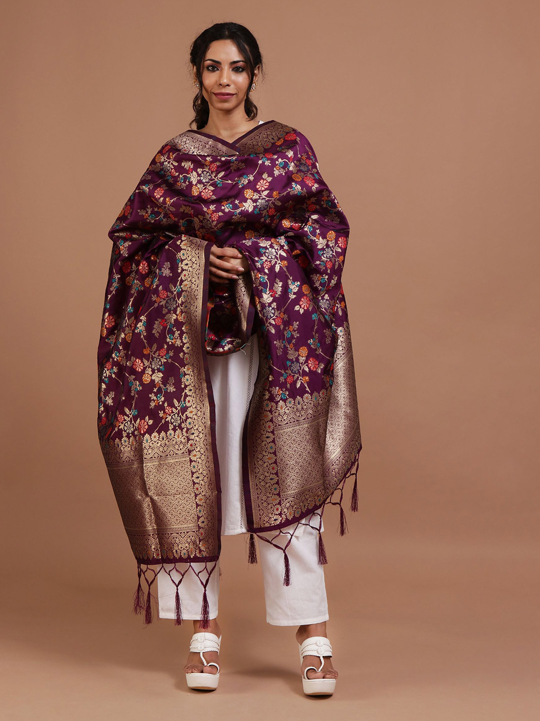 

TJORI Floral Woven Design Dupatta with Zari, Purple