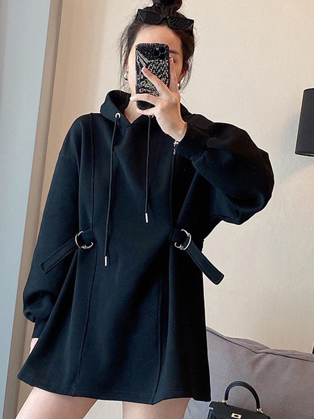 

LULU & SKY Women Longline Pullover, Black