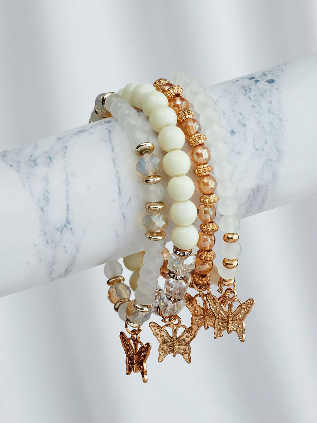 

JOKER & WITCH Women 4 Charm Bracelet, Cream