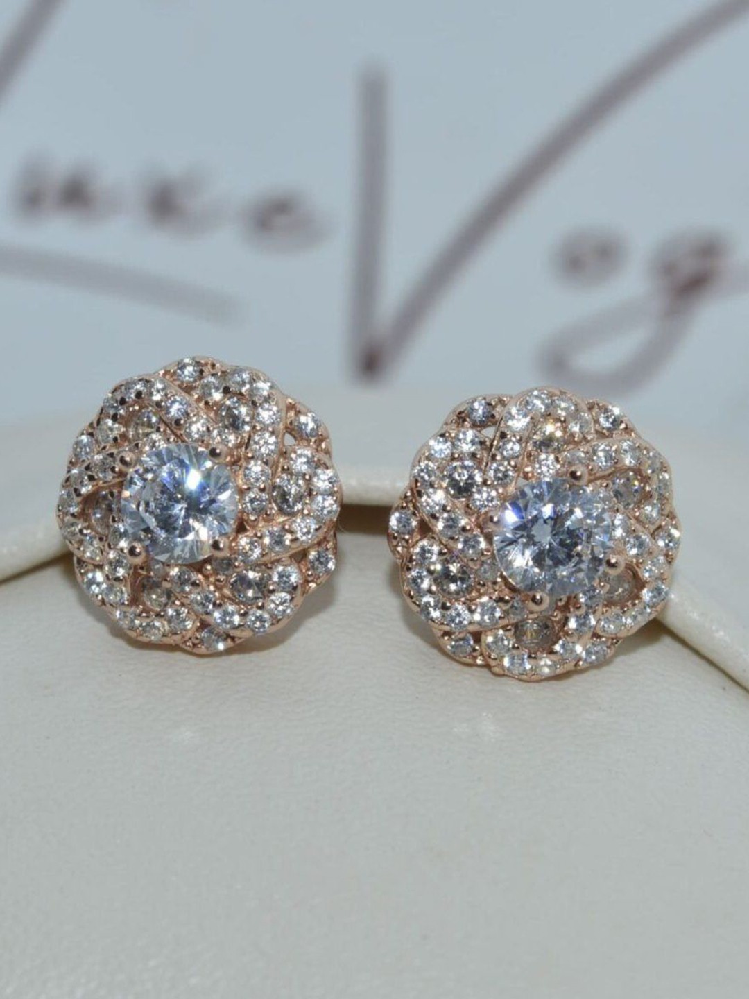 

Luxevogue Contemporary Hoop Earrings, Rose gold