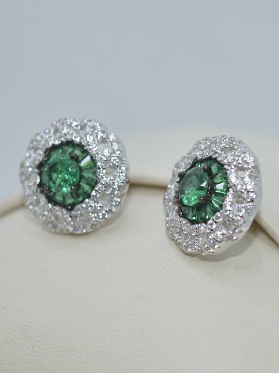 

Luxevogue Emerald Enchantment Sterling Silver Rhodium-Plated Cubic Zirconia Circular Studs