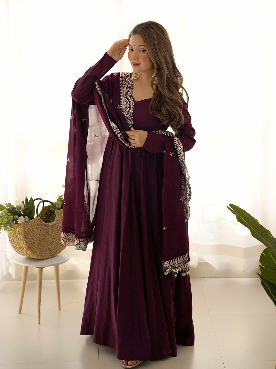 

LABELKBBRAND Georgette Flared Maxi Ethnic Dress with Dupatta, Purple