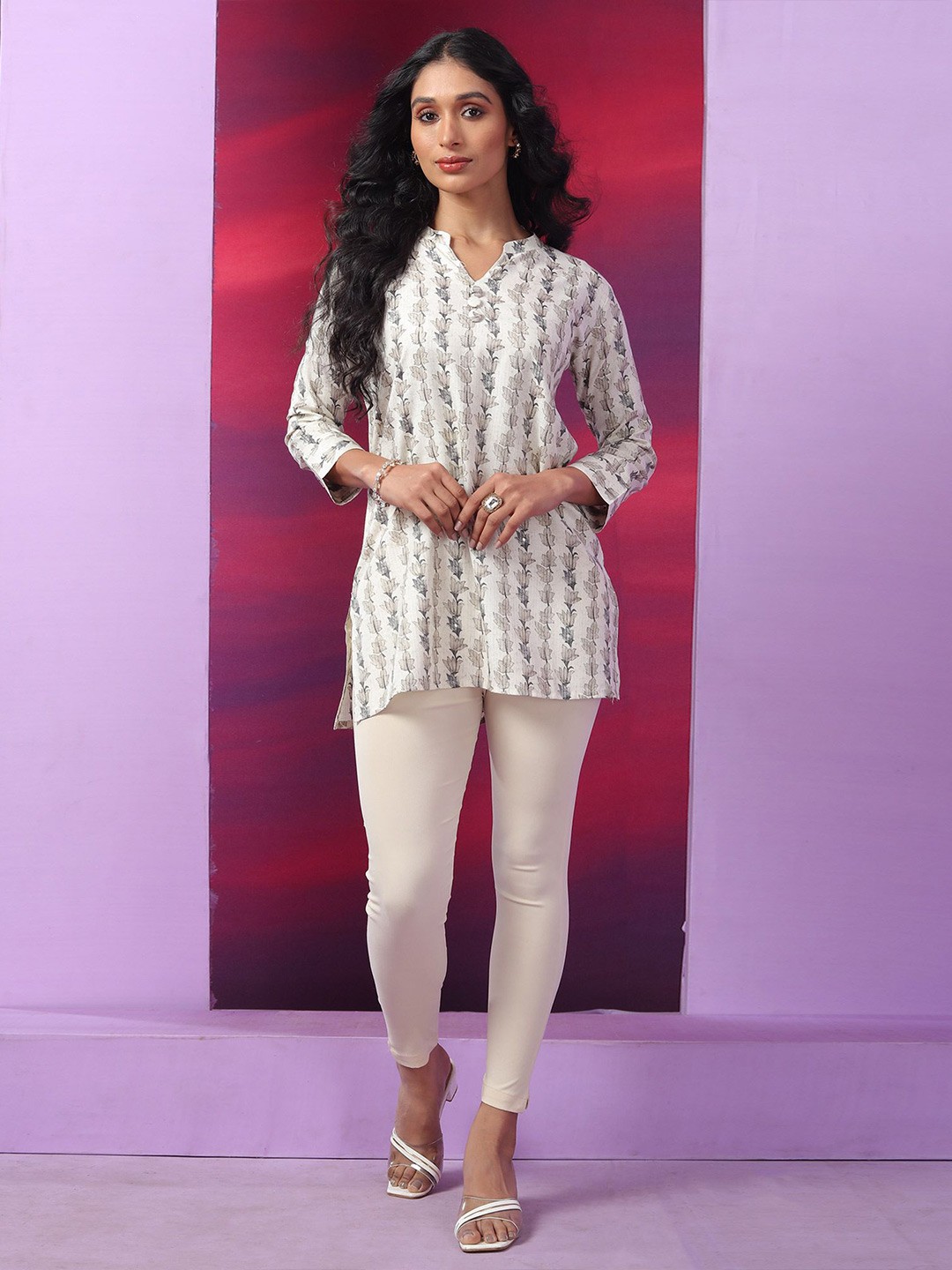 

Peachmode Floral Print Cotton Top, Off white