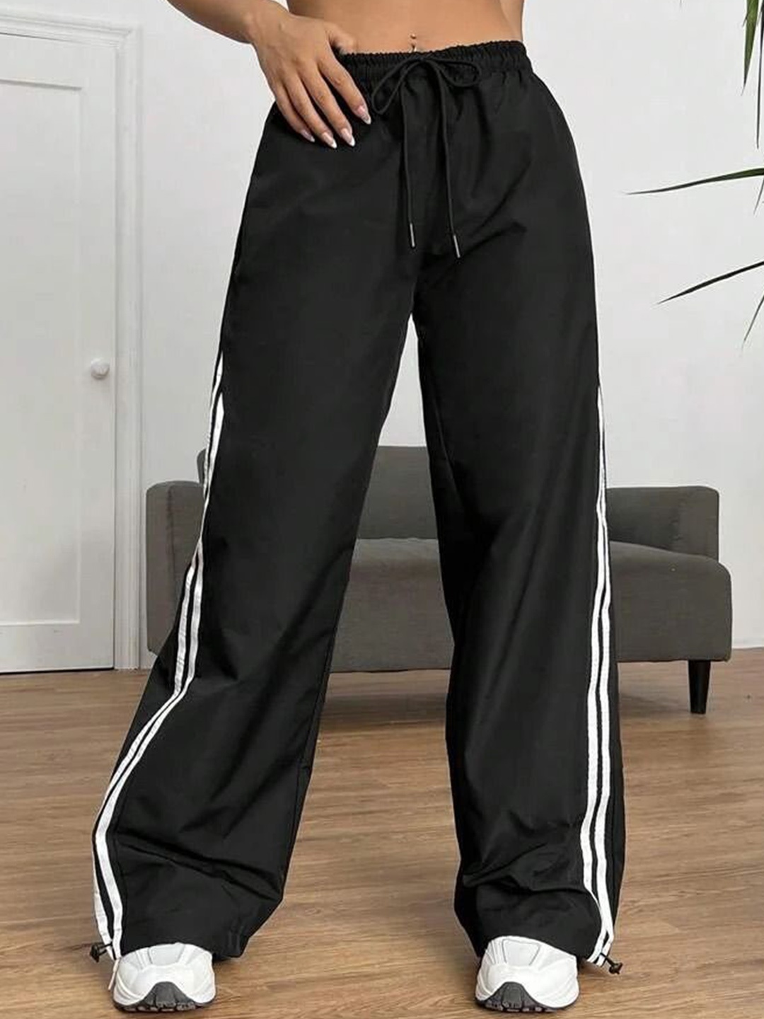 

TABADTOD Women Striped Relaxed Loose Fit Trousers, Black