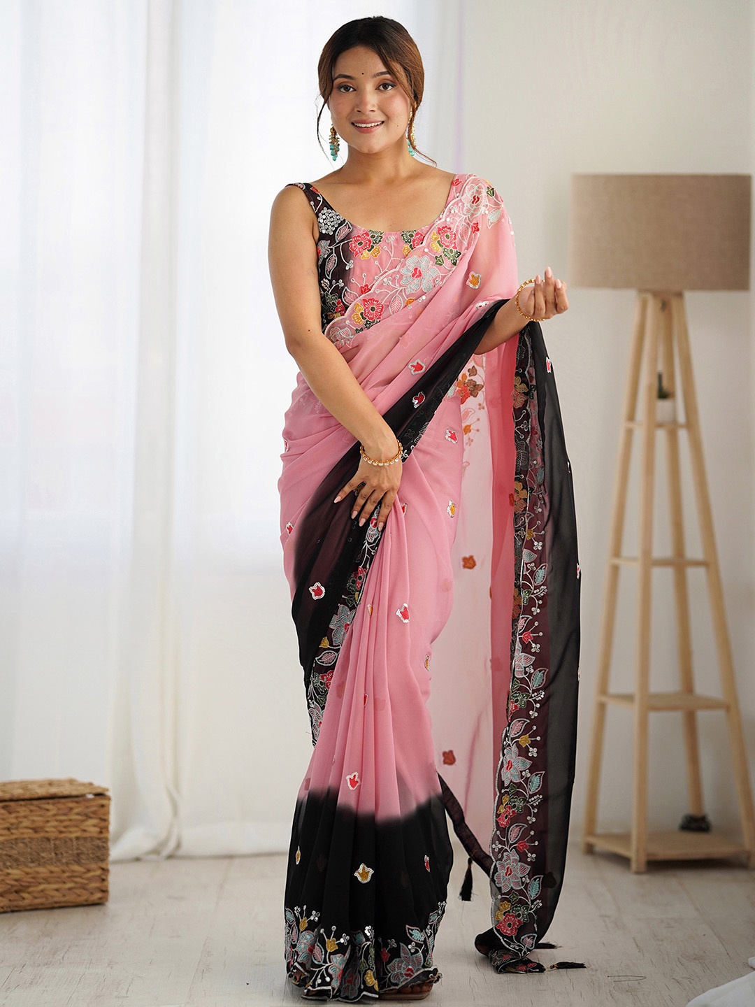 

Satrani Embellished Sequinned Pure Georgette Saree, Pink