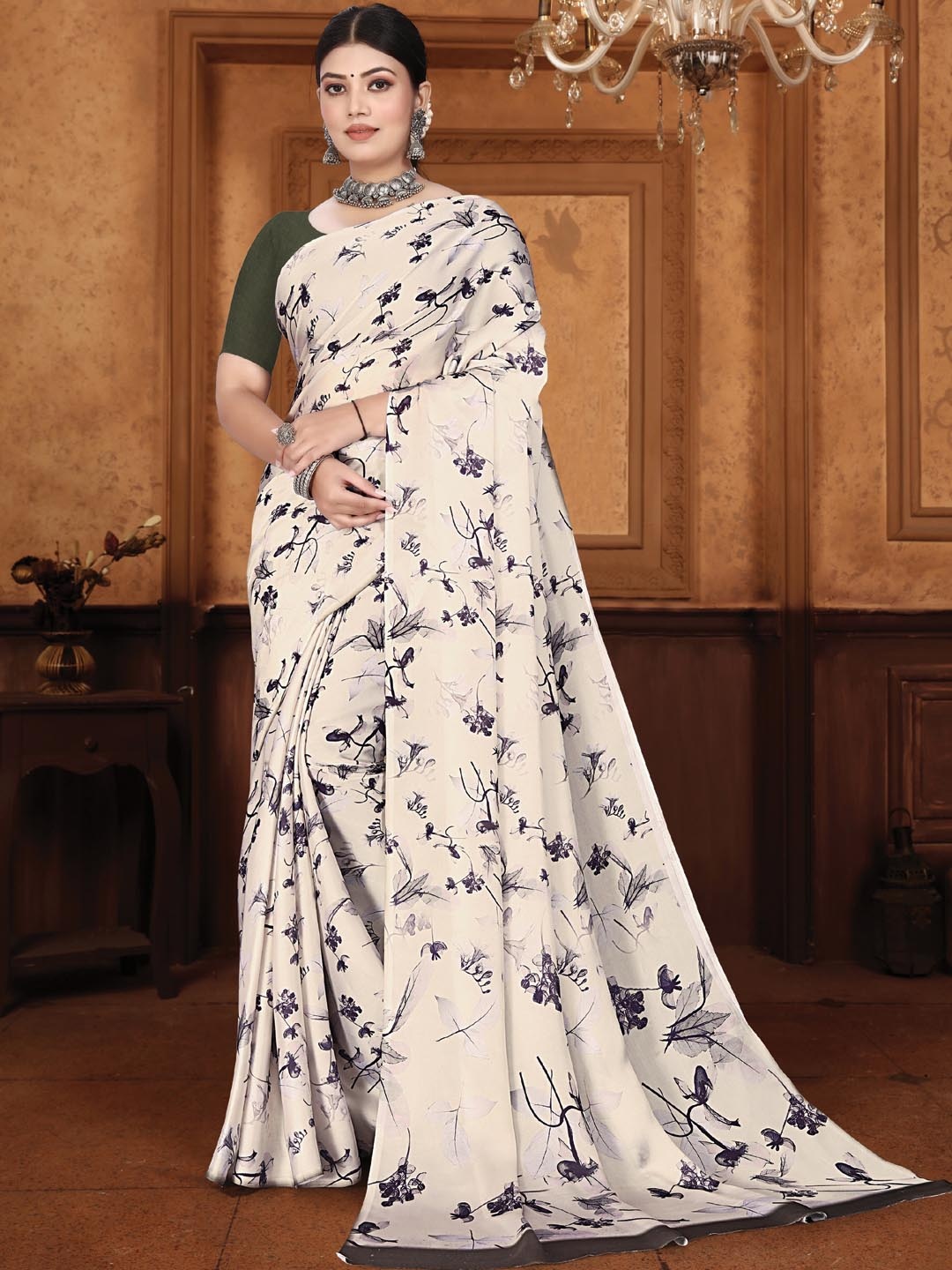 

Panzora Floral Satin Saree, White