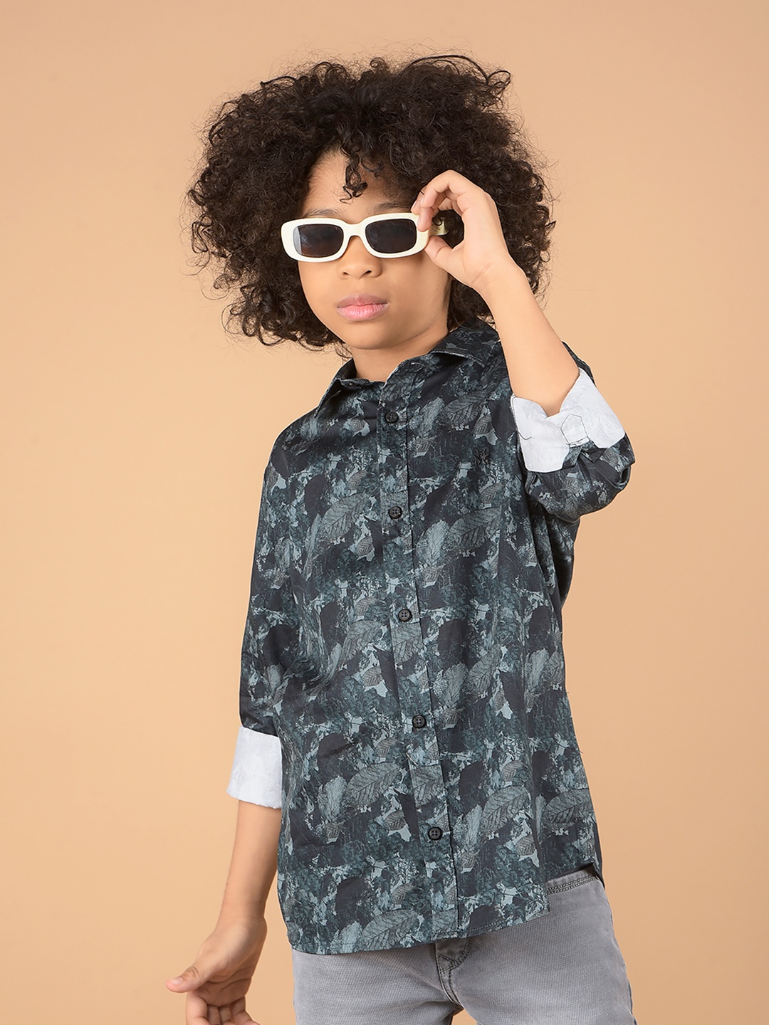 

Crimsoune Club Boys Premium Slim Fit Floral Opaque Printed Casual Shirt, Green