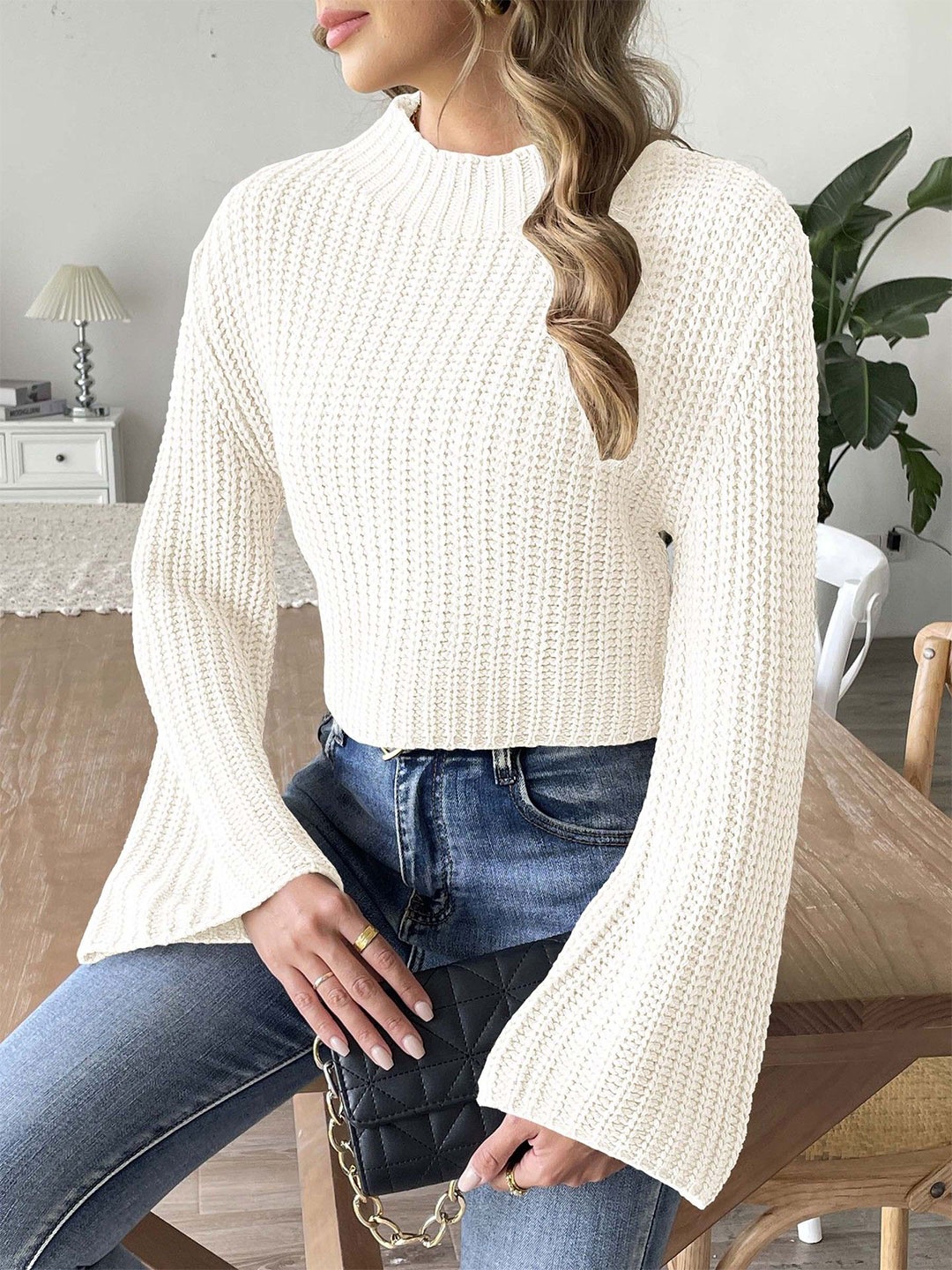 

StyleCast Women Crop Pullover, White