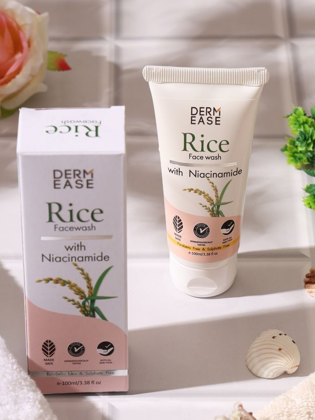 

DERMEASE Rice Face Wash With Niacinamide For Nourish Skin - 100 ml, White
