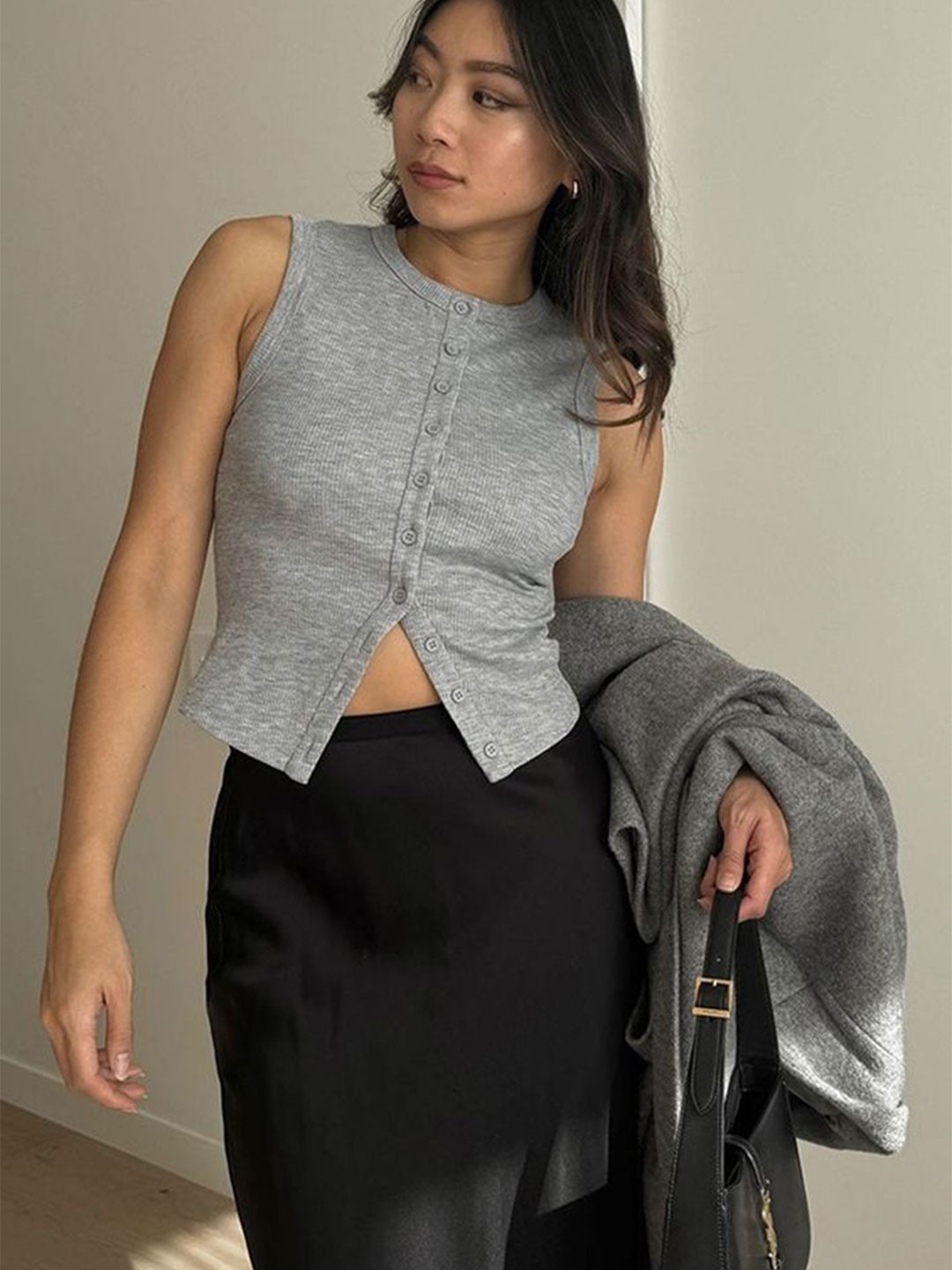 

LULU & SKY Top, Grey