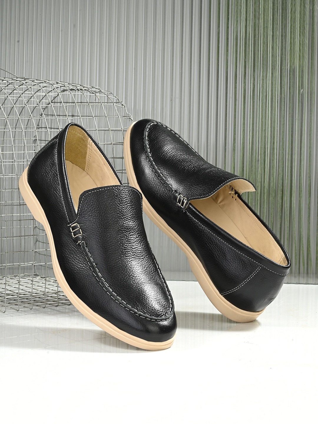 

CARLO ROMANO Men Suede Loafers, Black