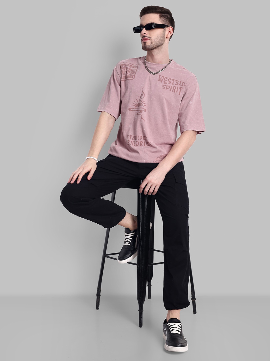 

The Roadster Lifestyle Co. Printed Pure Cotton Relaxed Fit Tshirt, Pink
