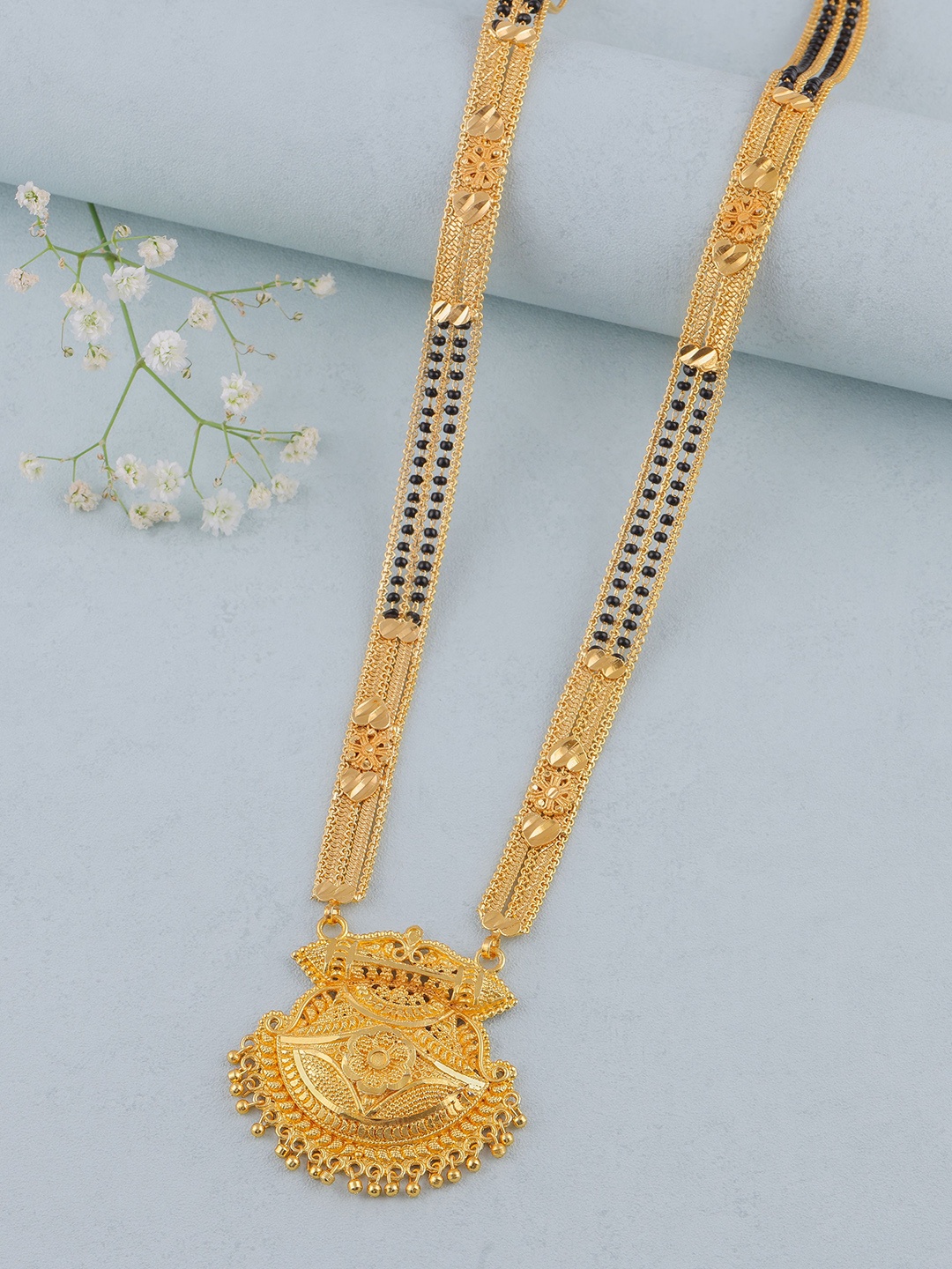 

Wynona Gold-Plated Artificial Beads Mangalsutra