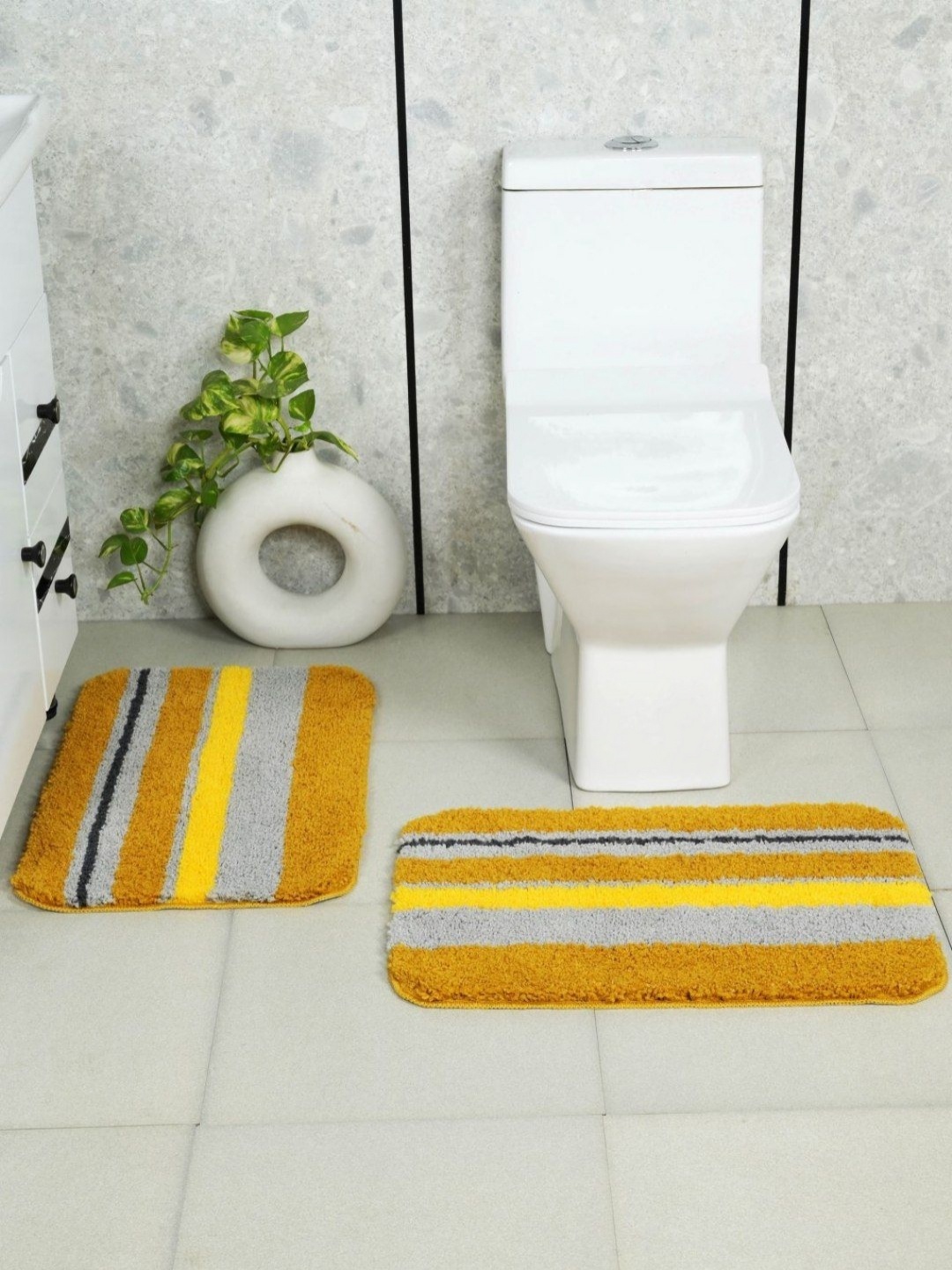 

Saral Home 2Pcs Yellow & Grey Striped 2200 GSM Microfibre Anti-Skid Bath Rugs