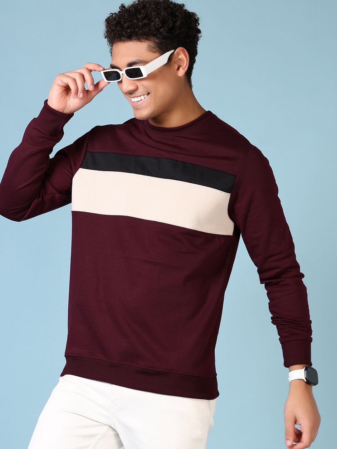 

V-Mart Men Colourblocked Sweatshirt, Maroon