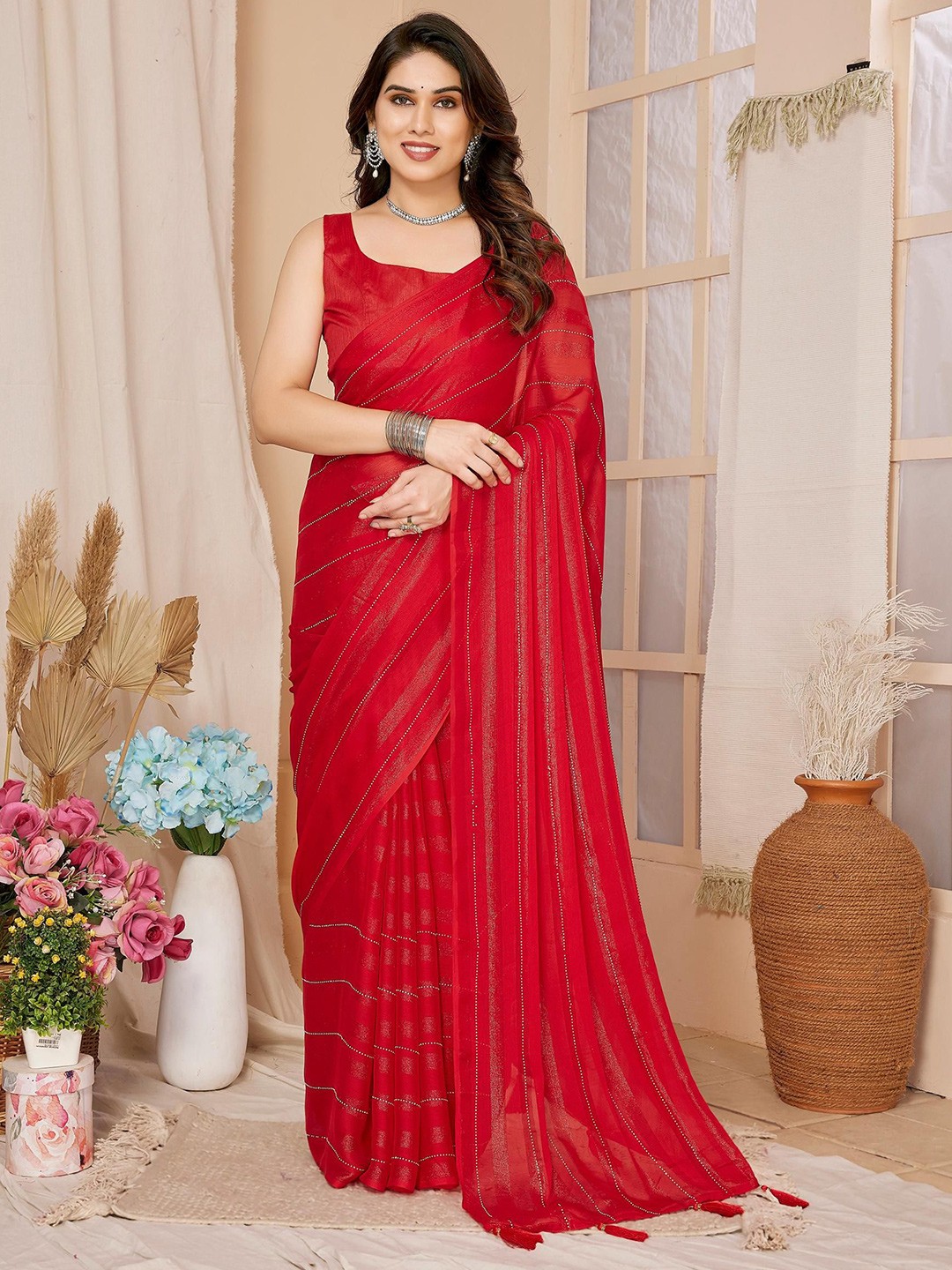 

HERE&NOW Striped Ready to Wear Saree, Red
