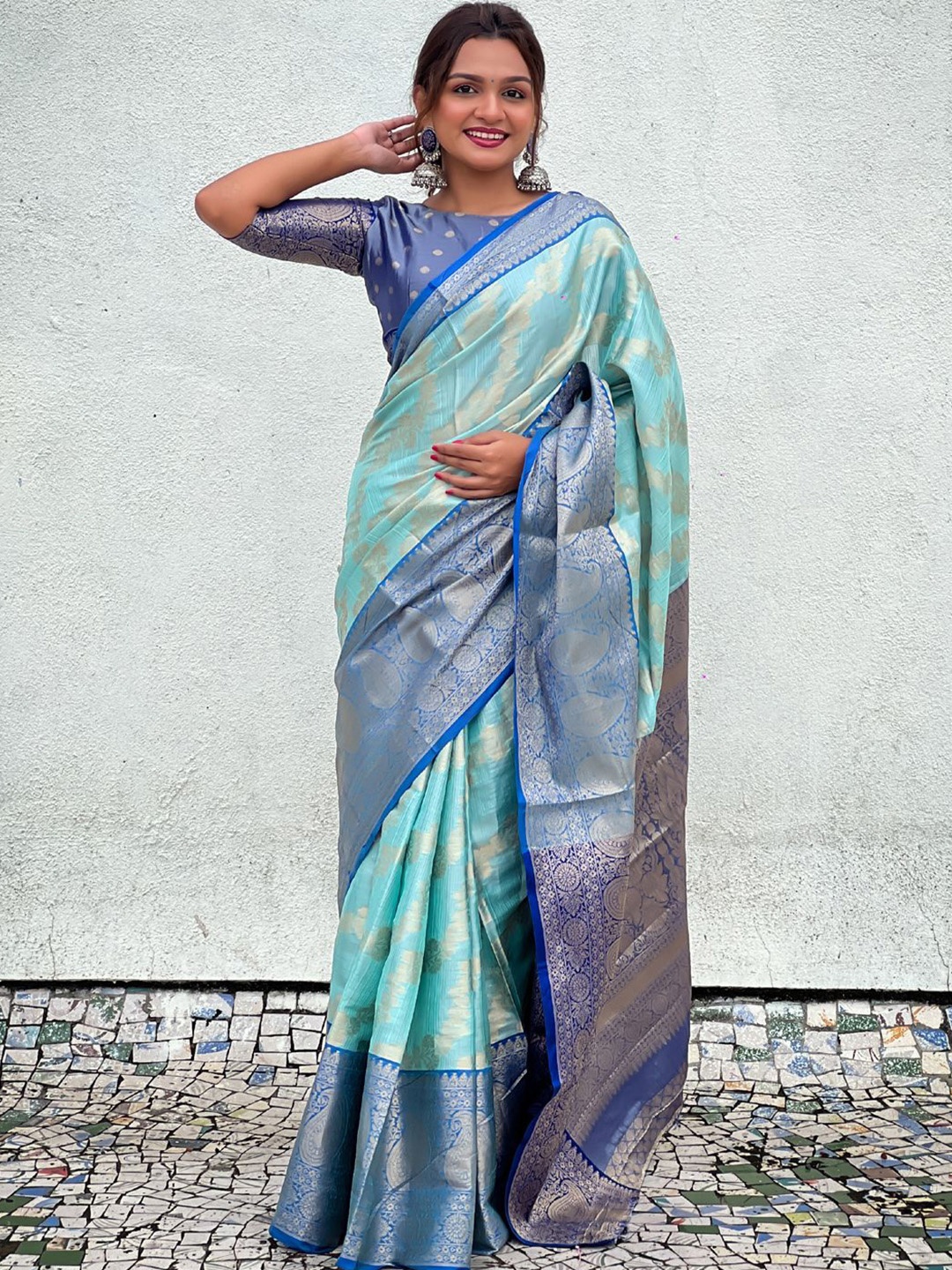 

Panzora Woven Design Zari Tissue Saree, Blue