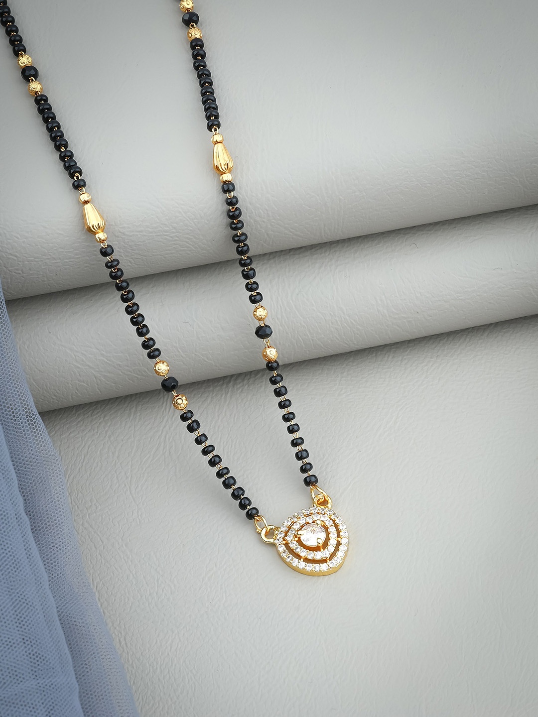 

Wynona Mangalsutra, Gold
