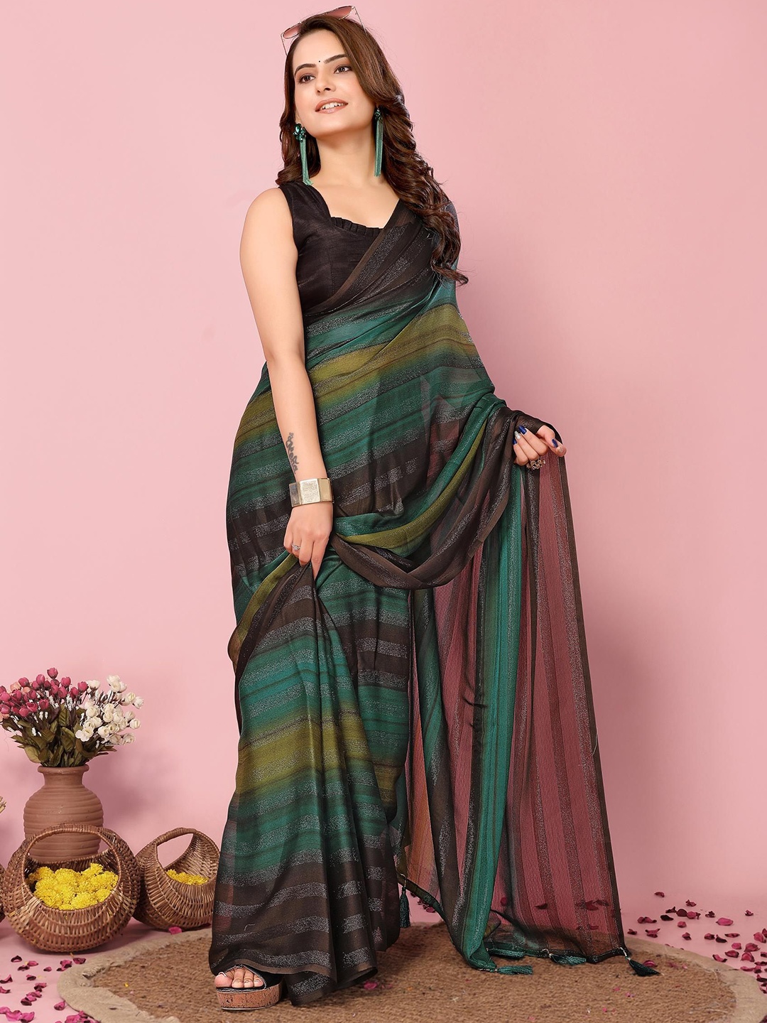 

HERE&NOW Striped Ready to Wear Saree, Green