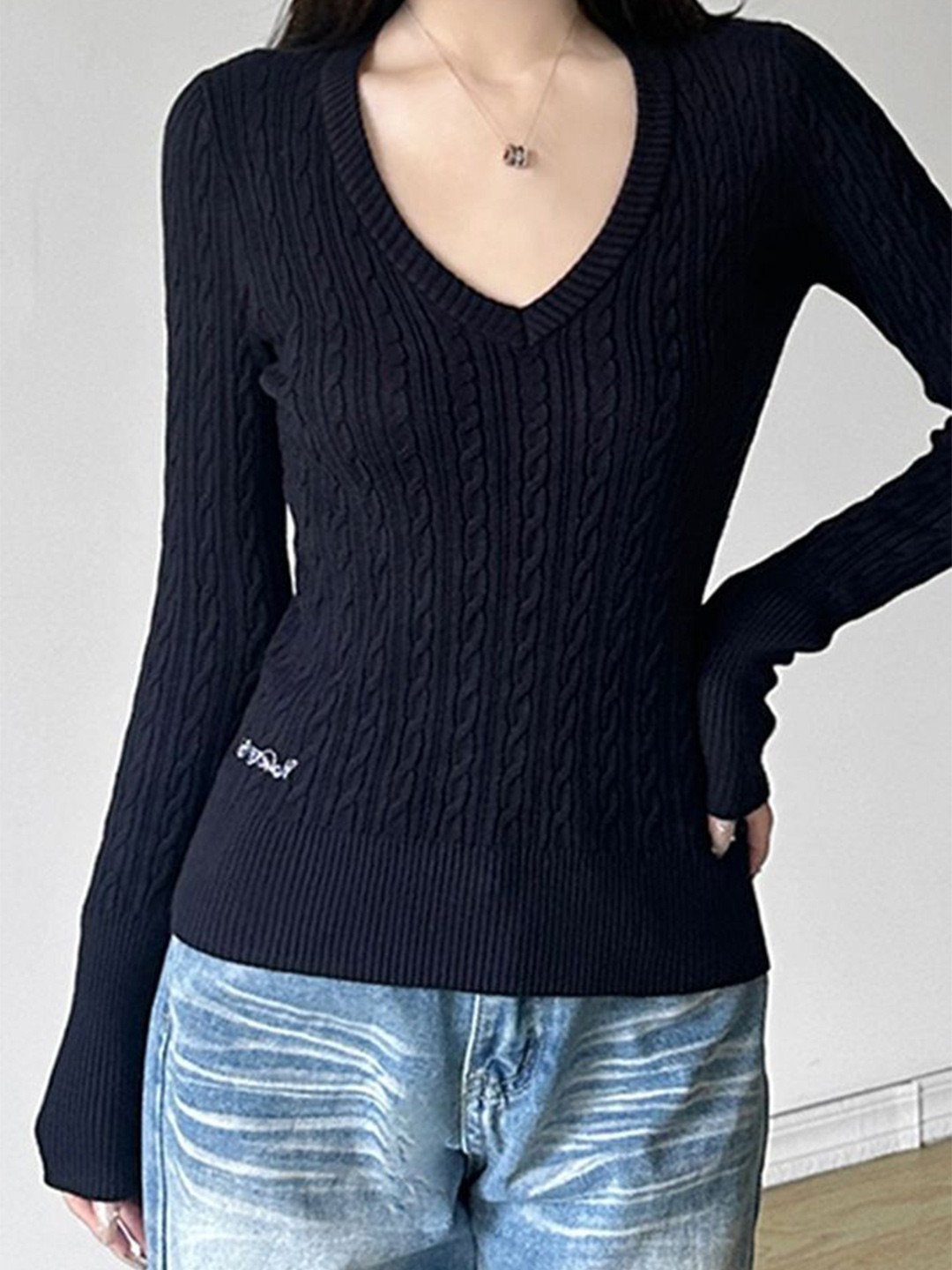 

LULU & SKY Women Cable Knit Pullover, Navy blue