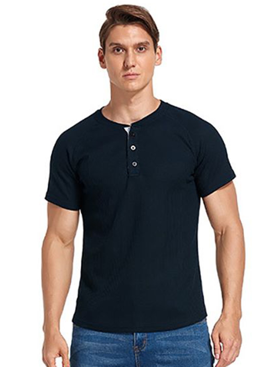 

StyleCast x Revolte Men T-shirt, Black