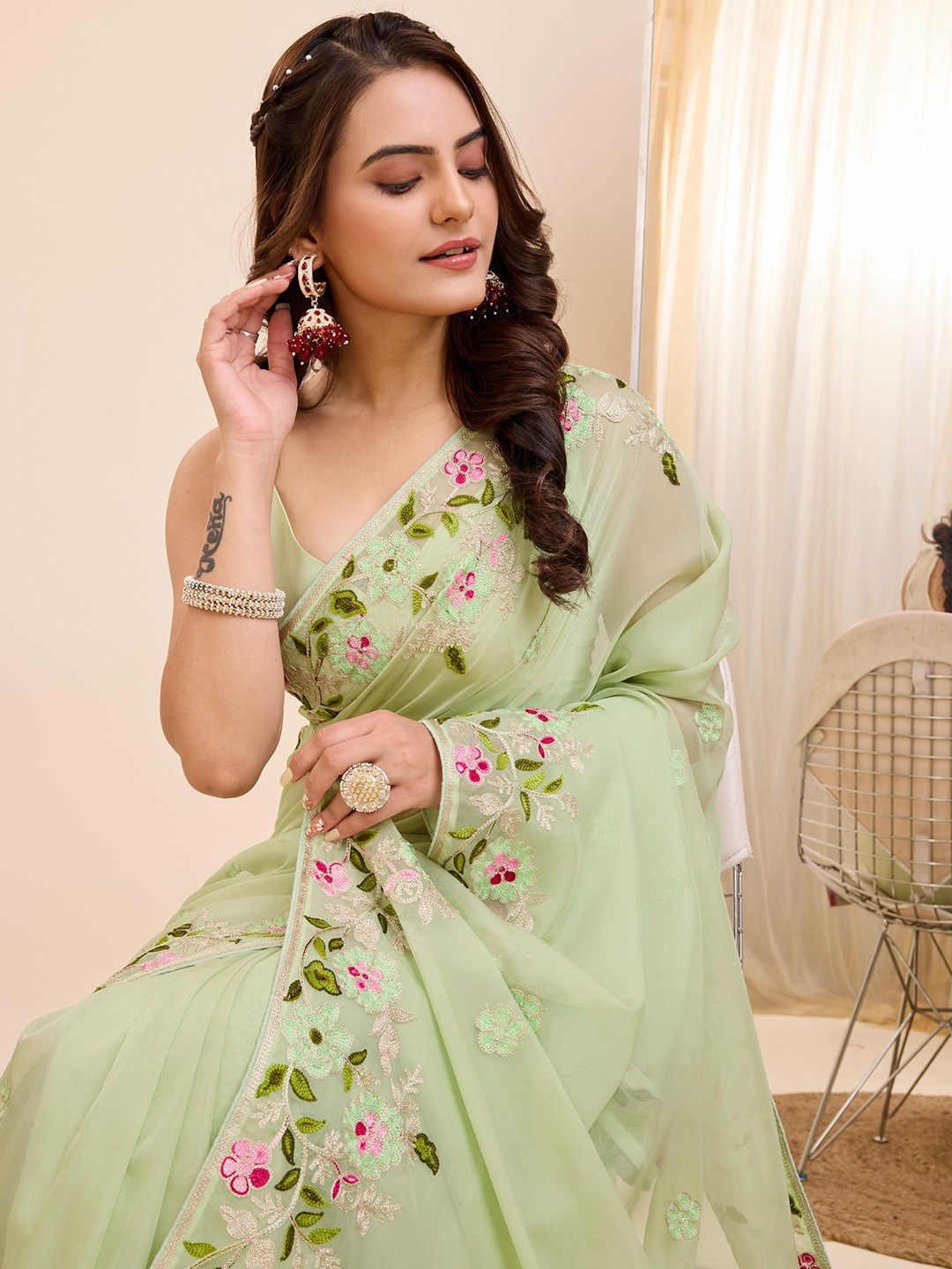 

HERE&NOW Embroidered Organza Ready to Wear Saree, Green