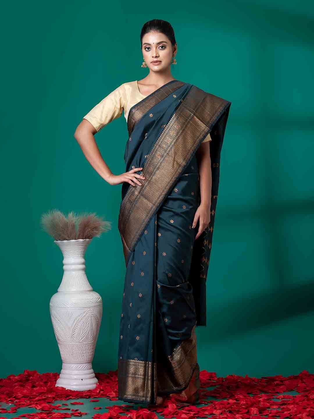 

VIBHAVARI Woven Design Zari Silk Cotton Saree, Green