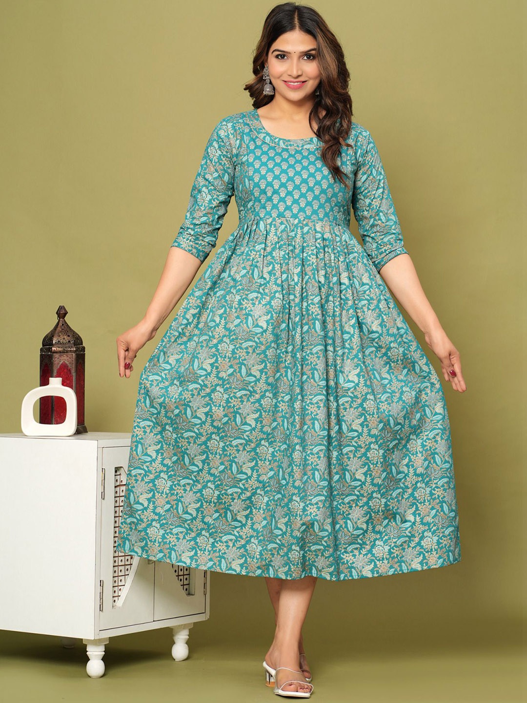 

NITVAN Women Floral Printed Gotta Patti Maternity Kurta, Blue