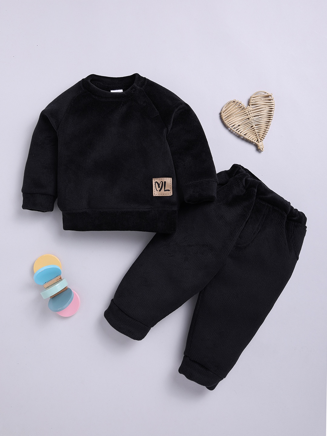 

Moms Love Infant Boys Ribbed Velvet-Finish Pure Cotton Sweatshirt With Joggers, Black