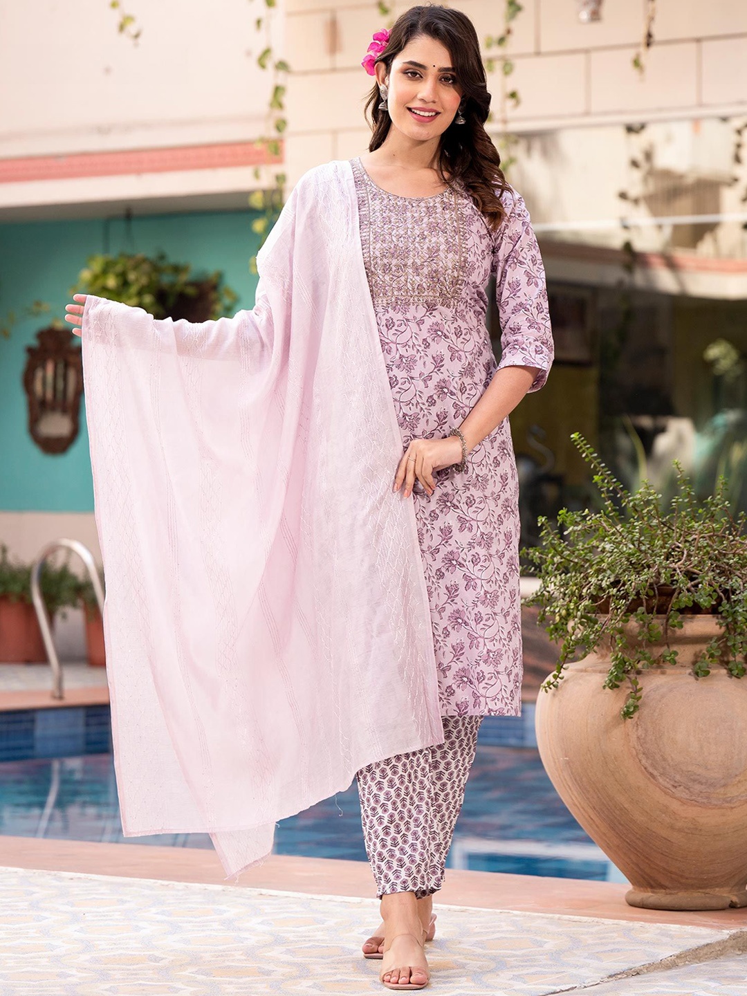 

Peachmode Women Floral Printed Regular Sequinned Pure Cotton Kurta with Trousers & With Dupatta, Purple