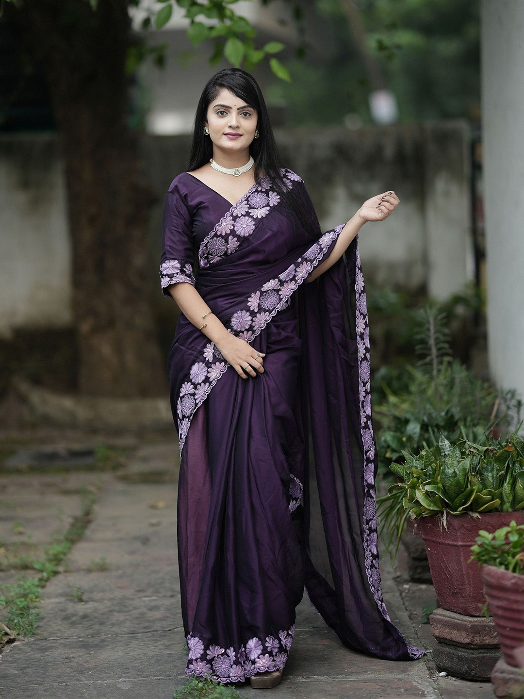 

KSM PRINTS Floral Embroidered Silk Blend Saree, Purple