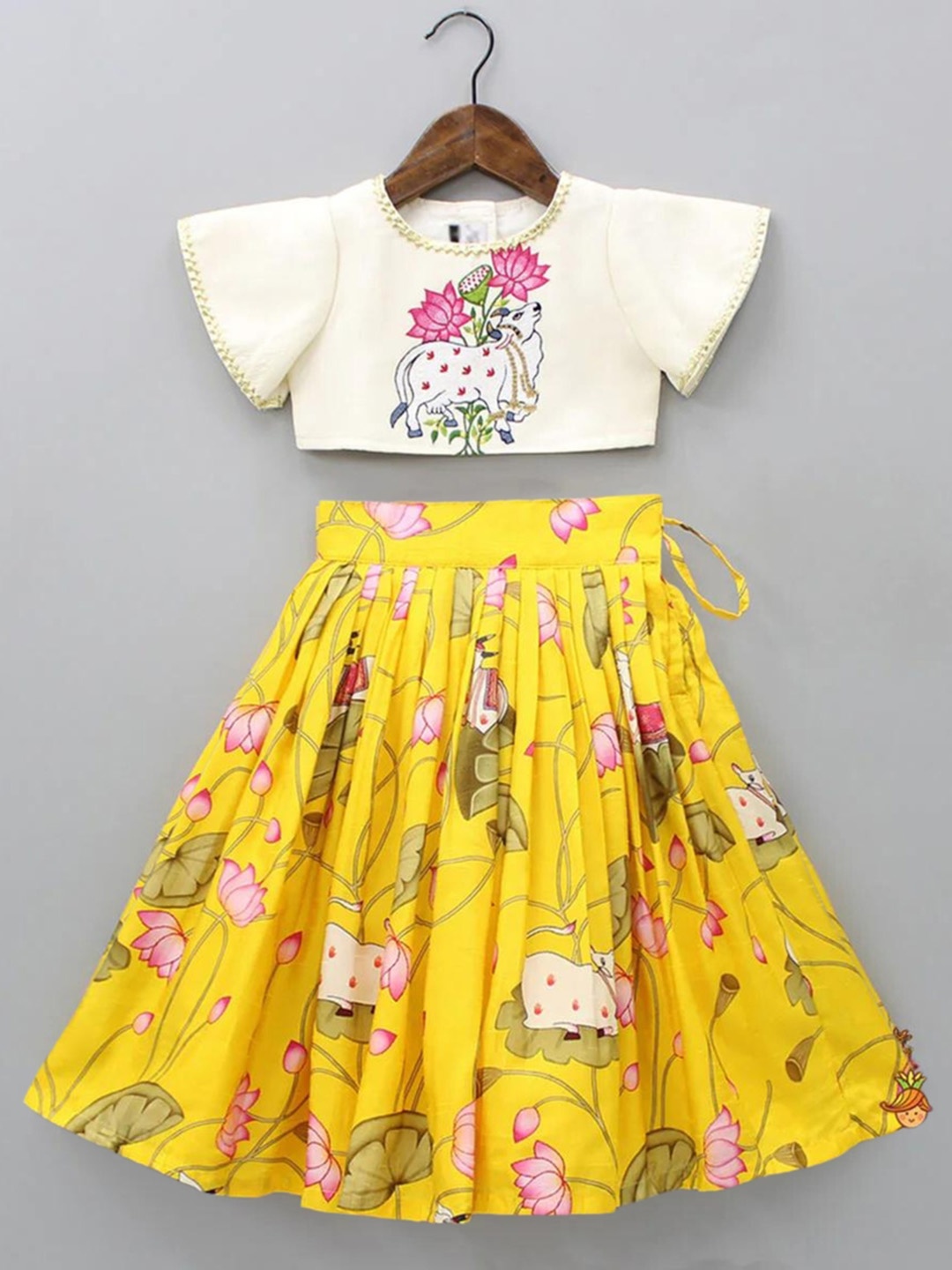 

JOVK DESIGN Girls Printed Ready to Wear Lehenga &, Yellow