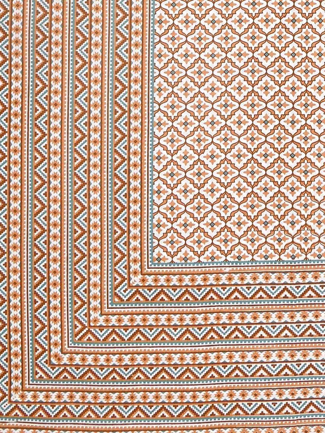 

Feels Like Home White & Brown Geometric 160 TC King Bedsheet with 2 Pillow Covers