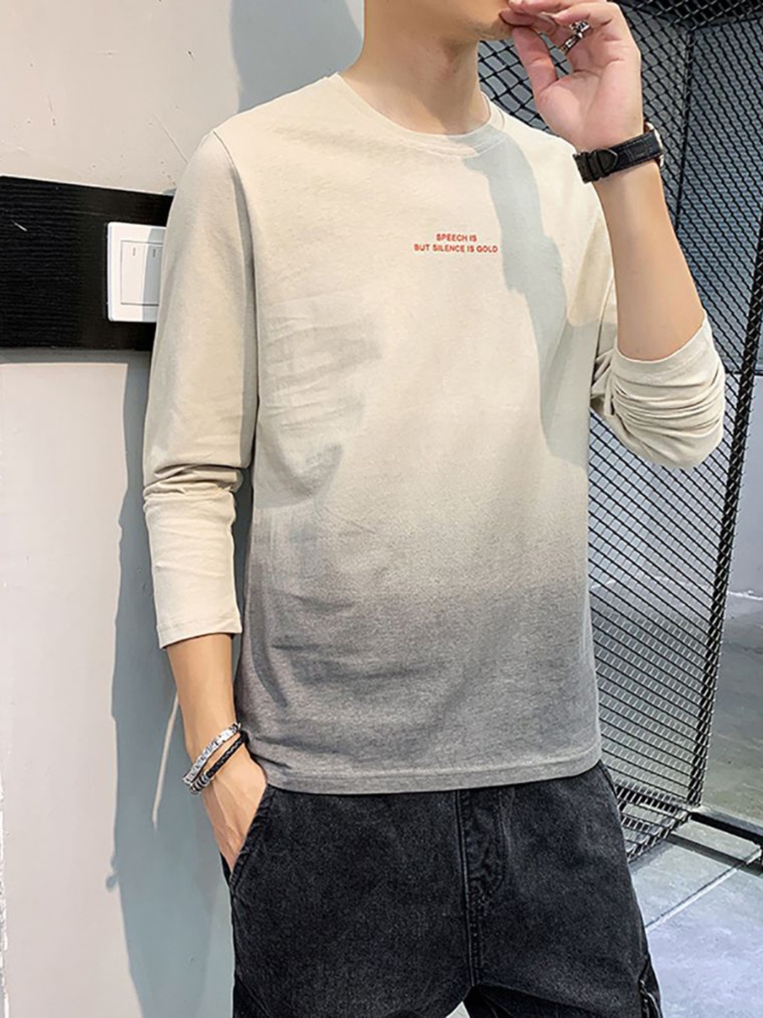 

StyleCast x Revolte Men Colourblocked T-shirt, Khaki