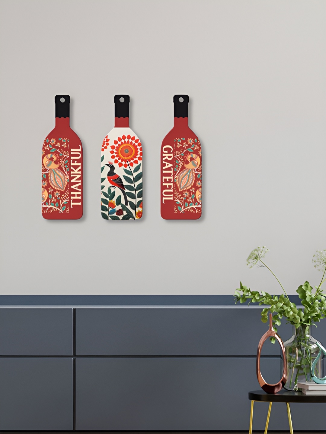 

ArtVibes Red & White Set Of 3 Printed Thankful Grateful Bottle-Shaped Wooden Wall Hanging