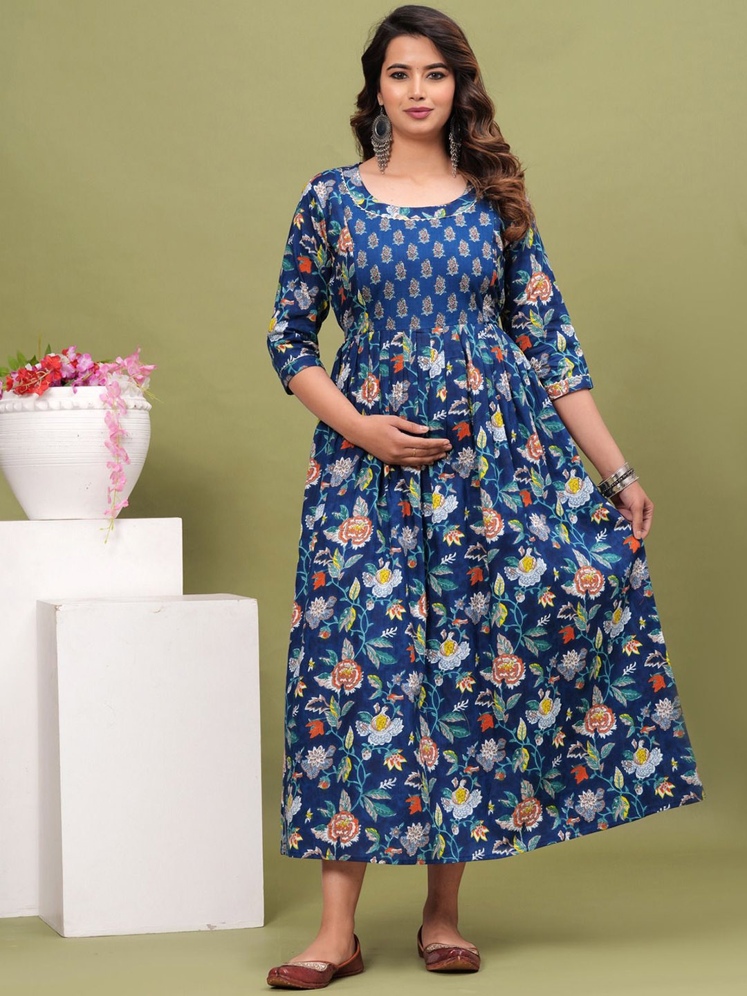 

NITVAN Women Floral Yoke Design Gotta Patti Maternity Kurta, Blue