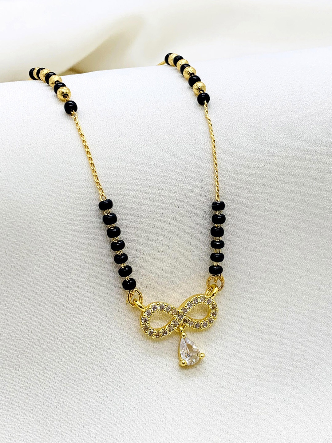 

Wynona Gold-Plated Artificial Stones and Beads Mangalsutra