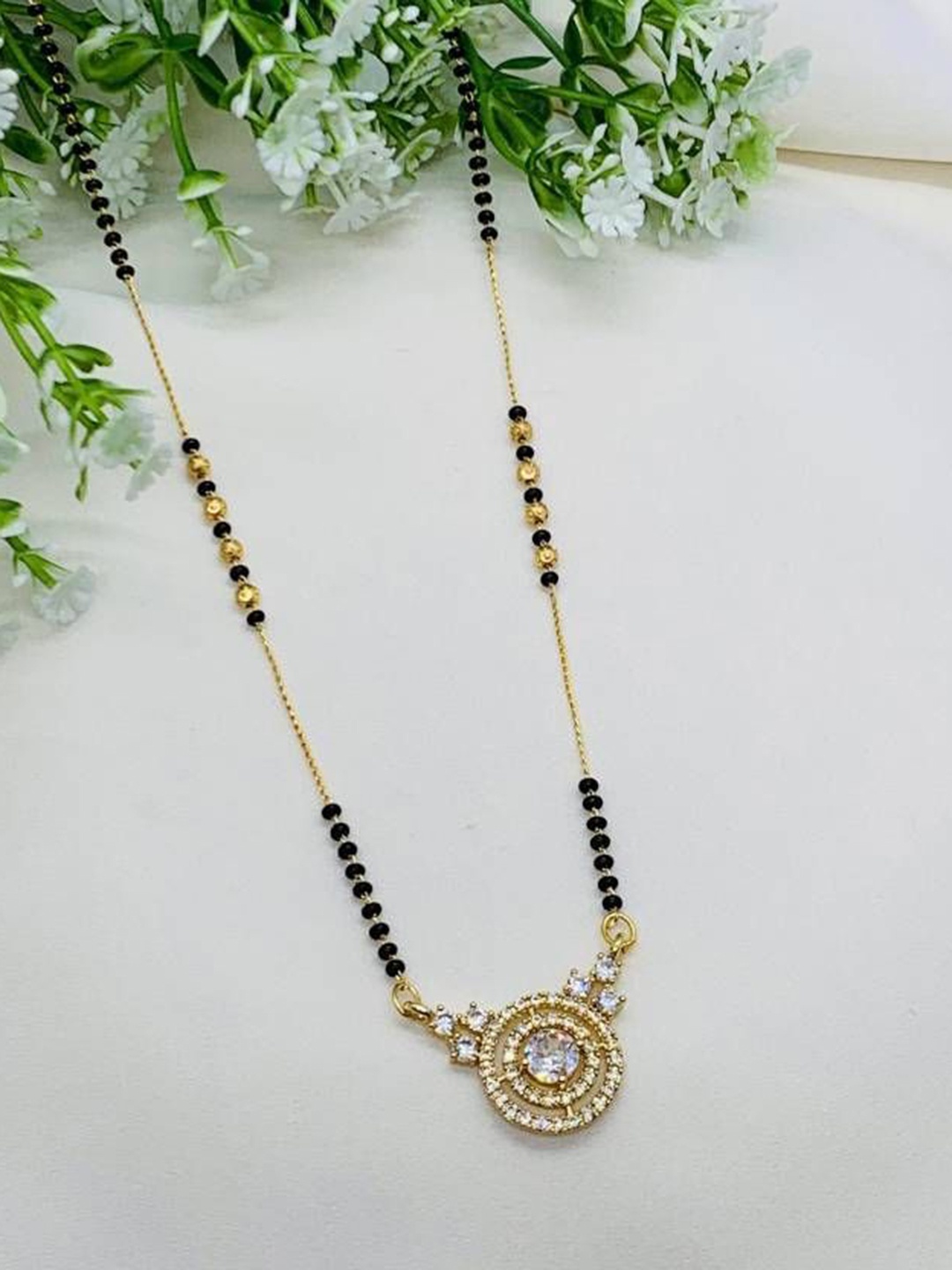 

Wynona Mangalsutra, Gold