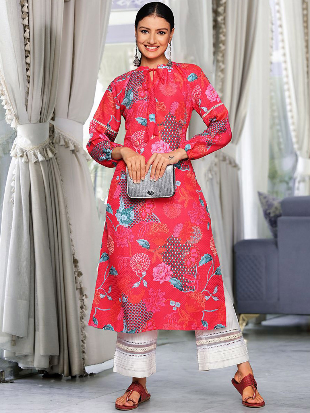 

Varanga Floral Printed Tie Up Neck Straight Kurta, Red