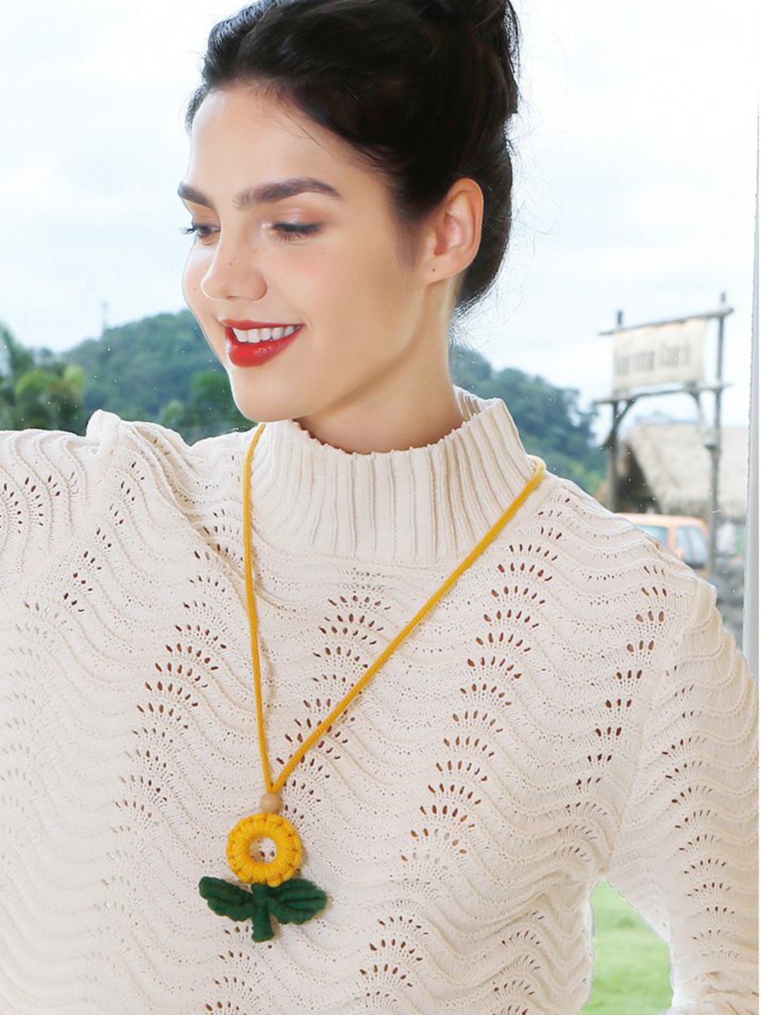 

Just Lil Things Minimal Slip-On Closure Chain, Yellow