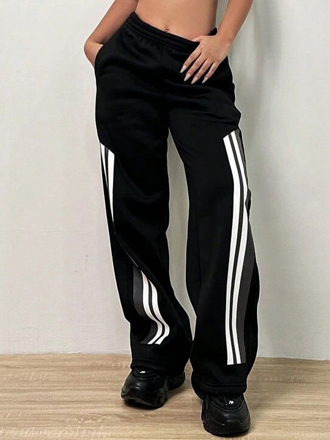 

TABADTOD Women Striped Relaxed Loose Fit Trousers, Black
