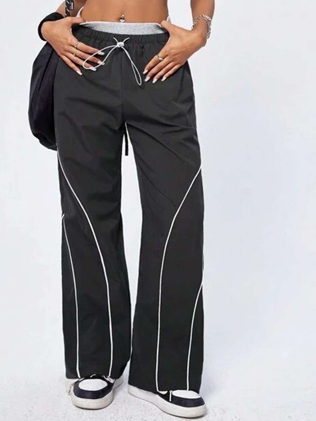 

TABADTOD Women Striped Relaxed Loose Fit Trousers, Black