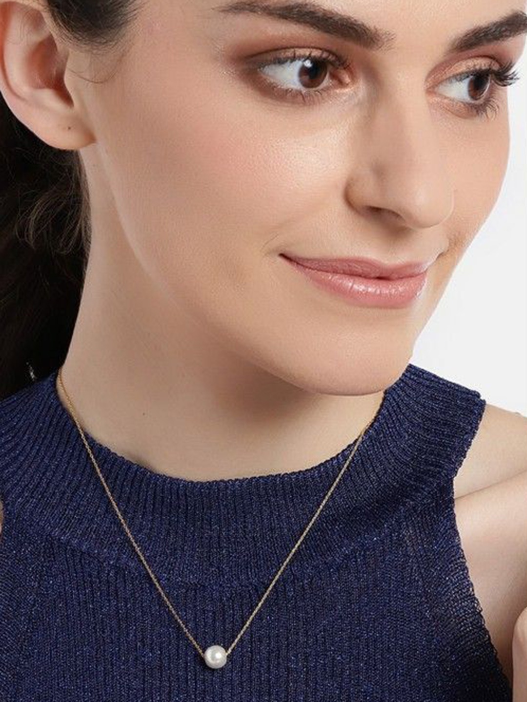 

Wynona Gold-Plated Artificial Beads Mangalsutra