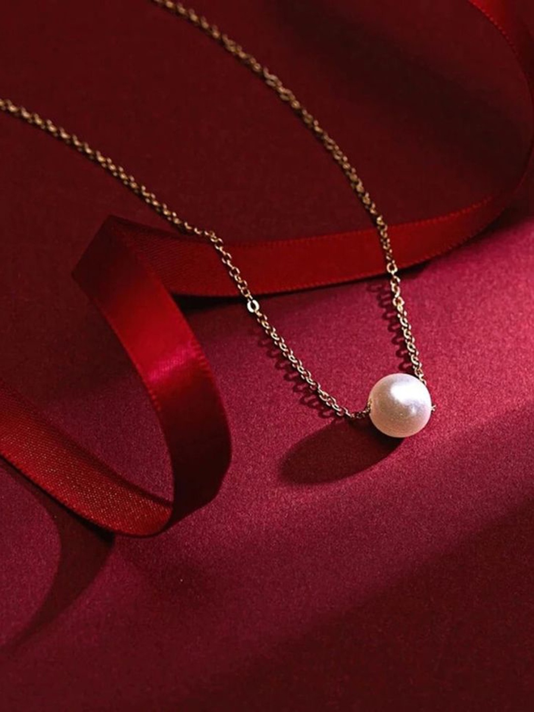 

Wynona Gold-Plated Artificial Beads Mangalsutra